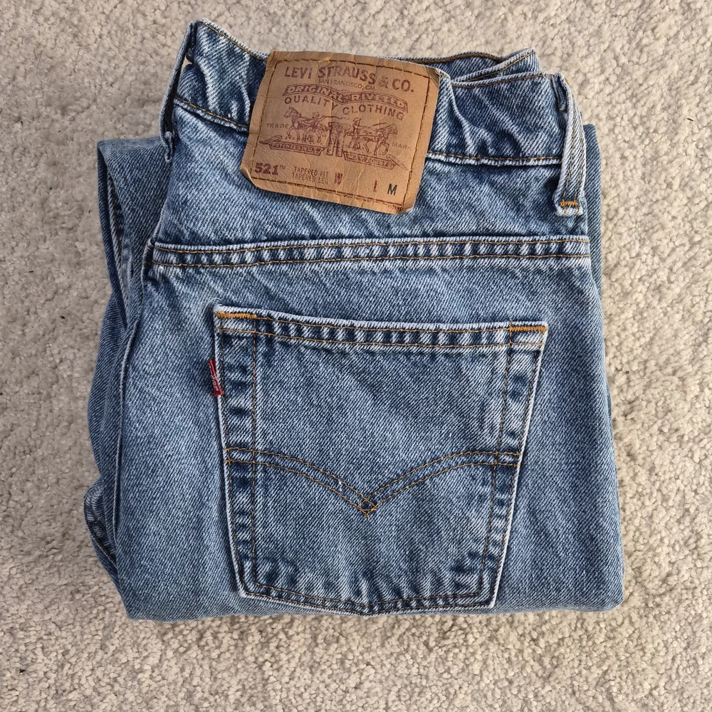 Vintage Levi's Blue Women's Jeans - Picture 1 of 8